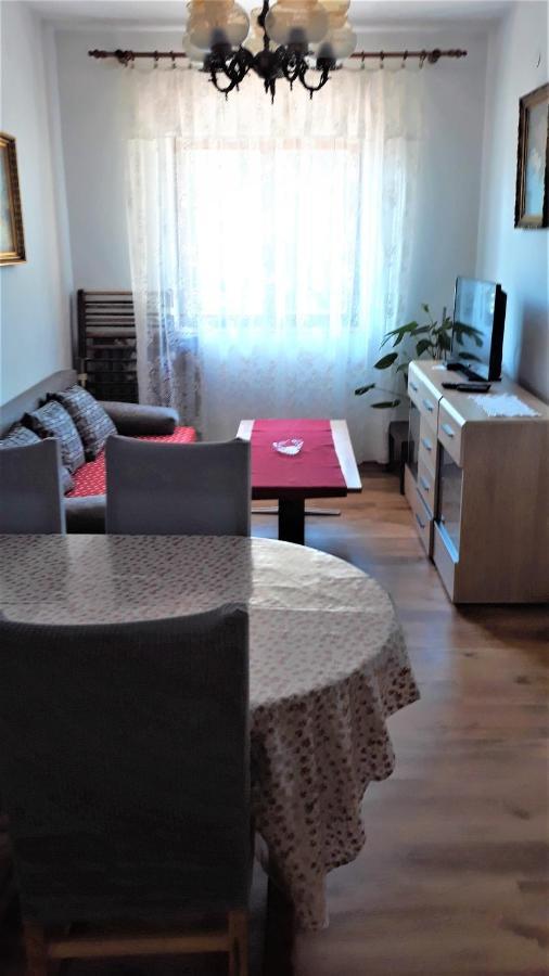 Apartment Modric Сен Екстериор снимка